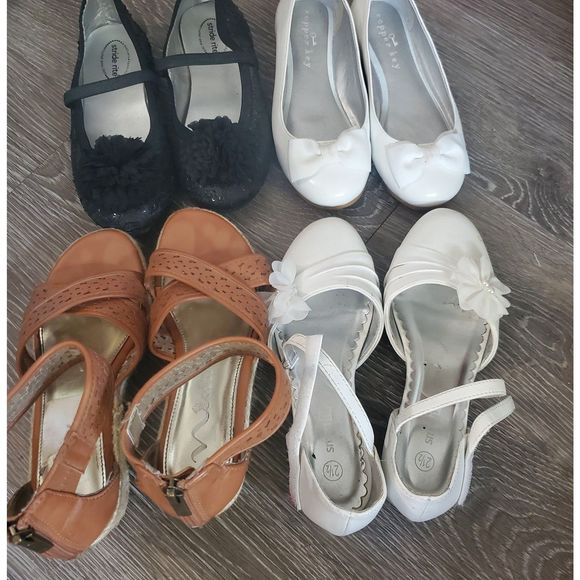 girls shoe lot wedge, heel, and flats..4 pairs of shoes - Picture 3 of 6